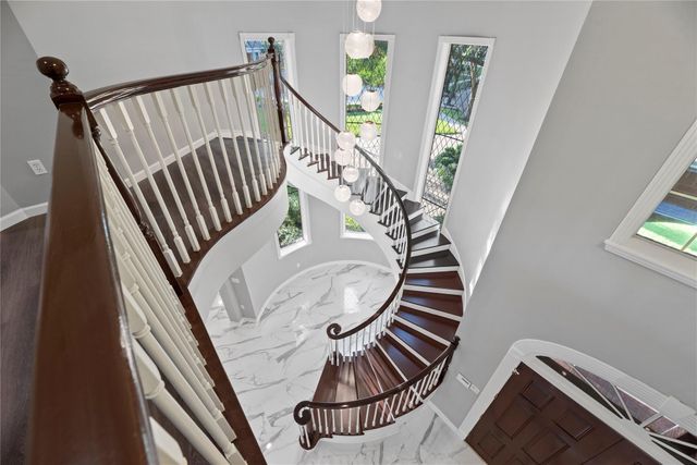 23 Glen Eagles Drive, Sugar Land, TX 77479