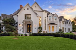 23 Glen Eagles Drive, Sugar Land, TX 77479