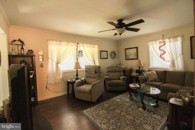 4250 PALMYRA CHURCH RD, Edinburg, VA 22824