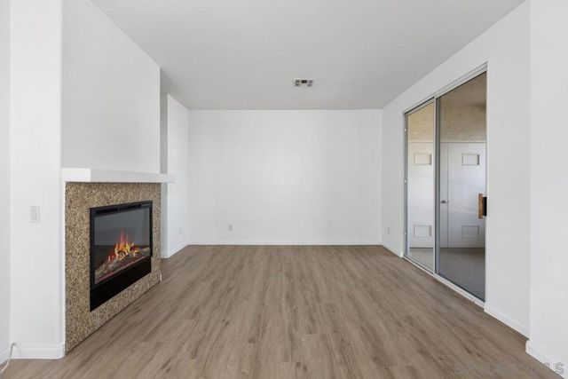 10878 Sabre Hill Dr 294, San Diego, CA 92128