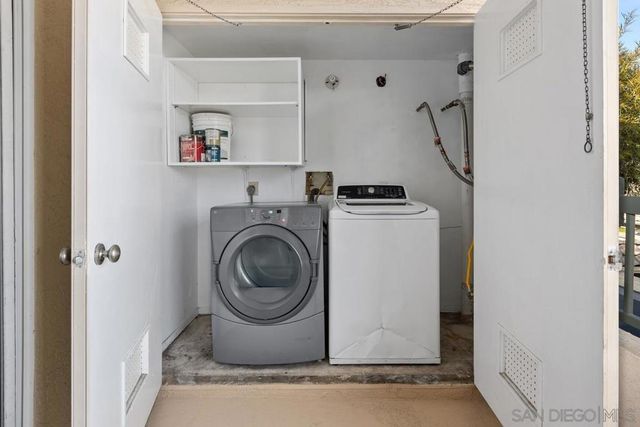 10878 Sabre Hill Dr 294, San Diego, CA 92128