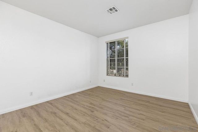 10878 Sabre Hill Dr 294, San Diego, CA 92128