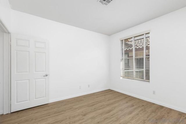 10878 Sabre Hill Dr 294, San Diego, CA 92128