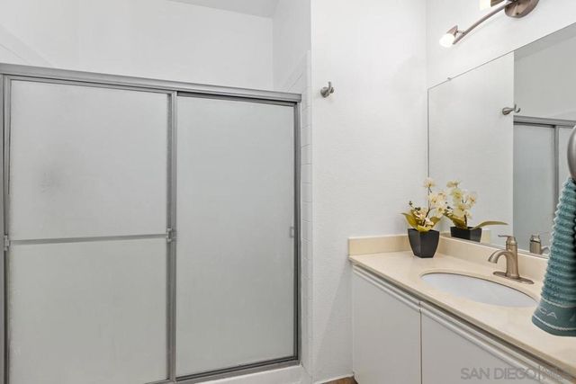 10878 Sabre Hill Dr 294, San Diego, CA 92128