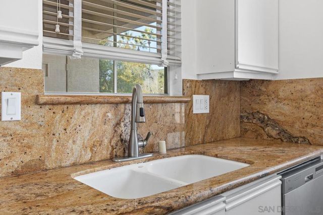 10878 Sabre Hill Dr 294, San Diego, CA 92128