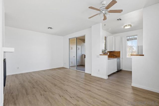 10878 Sabre Hill Dr 294, San Diego, CA 92128