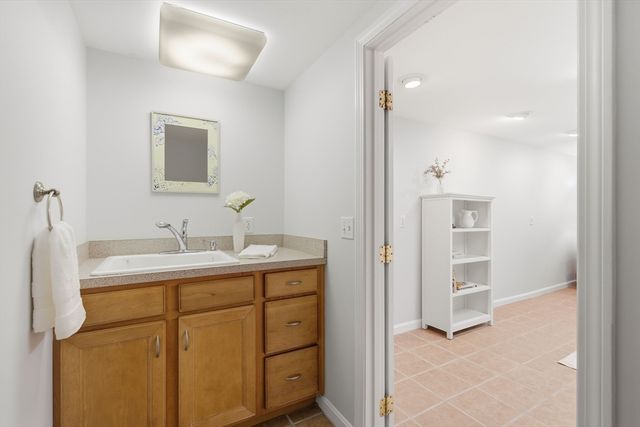 37 Grand St, Canton, MA 02021