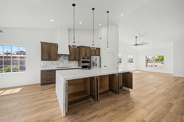 2309 N KHALIL Circle, Mesa, AZ 85201