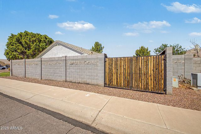 2309 N KHALIL Circle, Mesa, AZ 85201