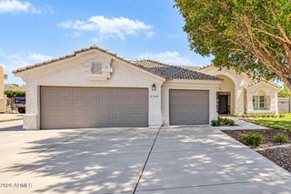 2309 N KHALIL Circle, Mesa, AZ 85201