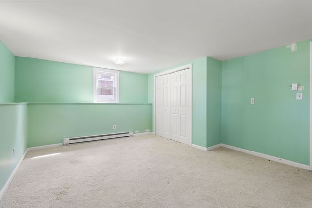 37 Old Coach Rd, Braintree, MA 02184