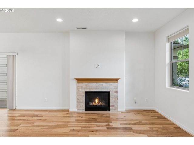 28905 Sw COSTA Cir W, Wilsonville, OR 97070