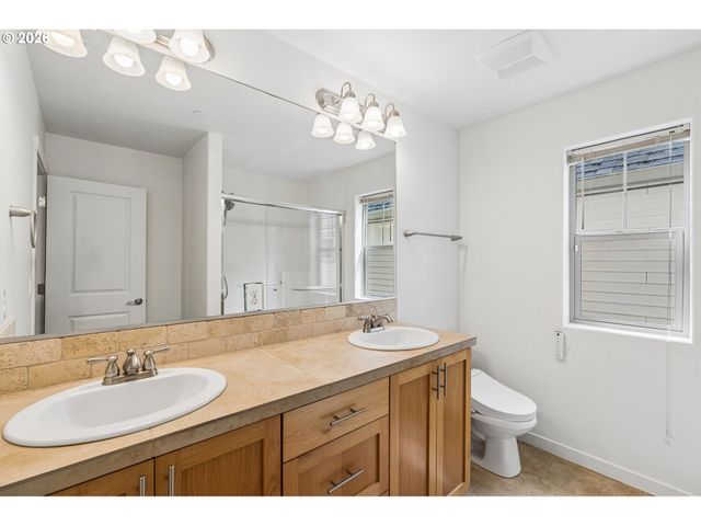 28905 Sw COSTA Cir W, Wilsonville, OR 97070