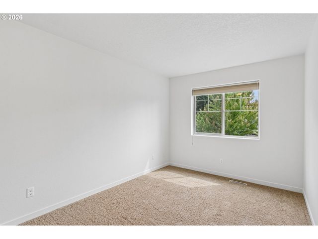 28905 Sw COSTA Cir W, Wilsonville, OR 97070