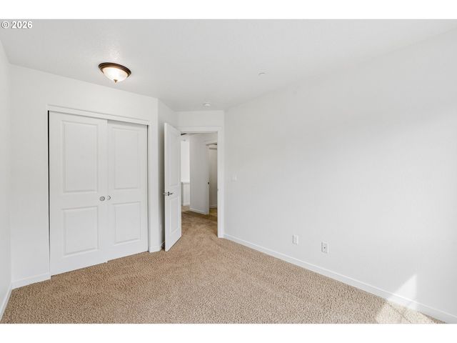 28905 Sw COSTA Cir W, Wilsonville, OR 97070