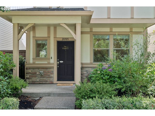 28905 Sw COSTA Cir W, Wilsonville, OR 97070