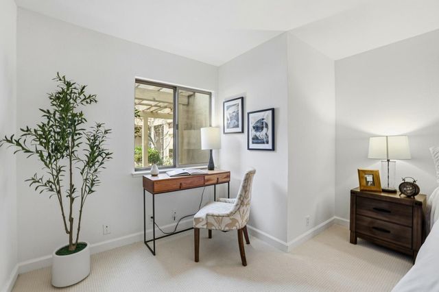 453 Alberto Way D160, Los Gatos, CA 95032