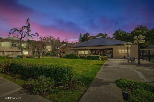 453 Alberto Way D160, Los Gatos, CA 95032