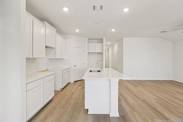 9627 Grand Via Blvd, Converse, TX 78109