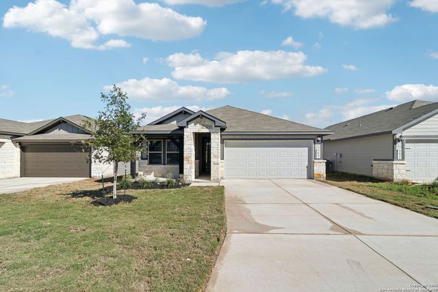 9627 Grand Via Blvd, Converse, TX 78109