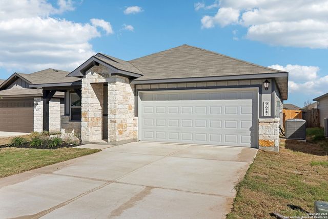 9627 Grand Via Blvd, Converse, TX 78109