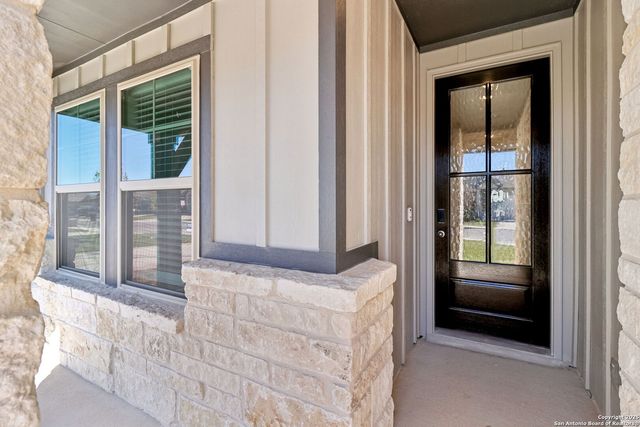 9627 Grand Via Blvd, Converse, TX 78109