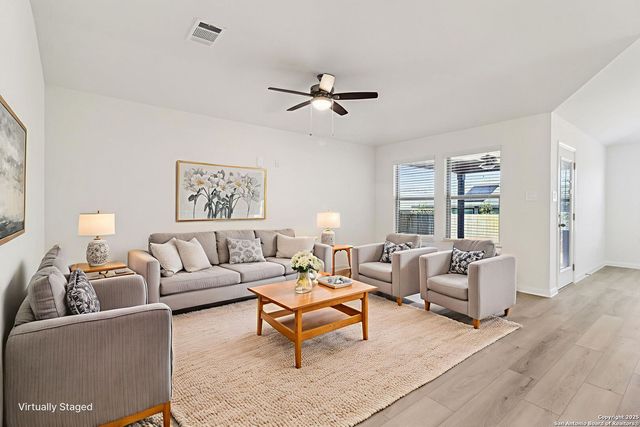 9627 Grand Via Blvd, Converse, TX 78109