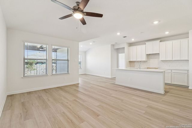 9627 Grand Via Blvd, Converse, TX 78109