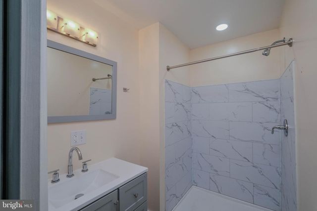 500 POW MORR DR, Front Royal, VA 22630