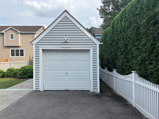 51 Coakley Avenue, Harrison, NY 10528