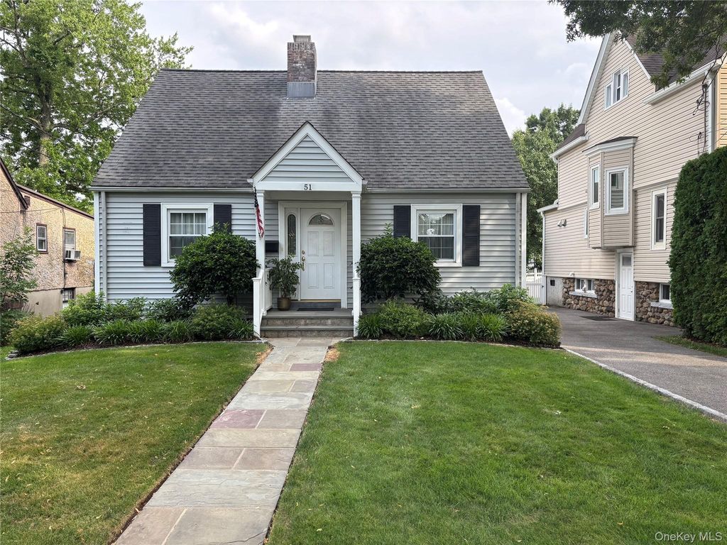 51 Coakley Avenue, Harrison, NY 10528