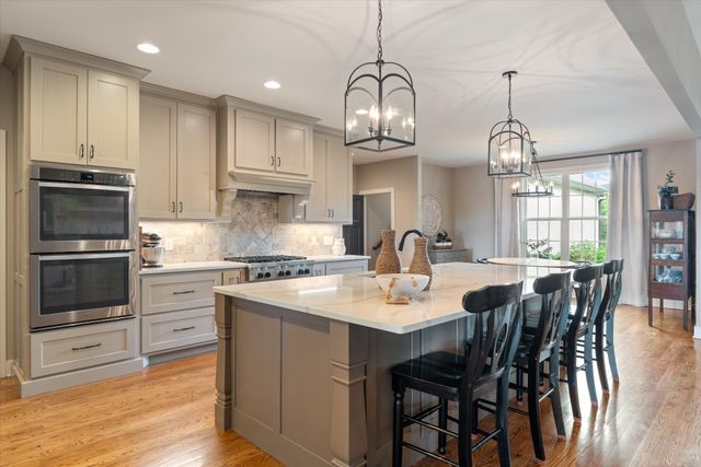 1135D Center Point Rd, Hendersonville, TN 37075