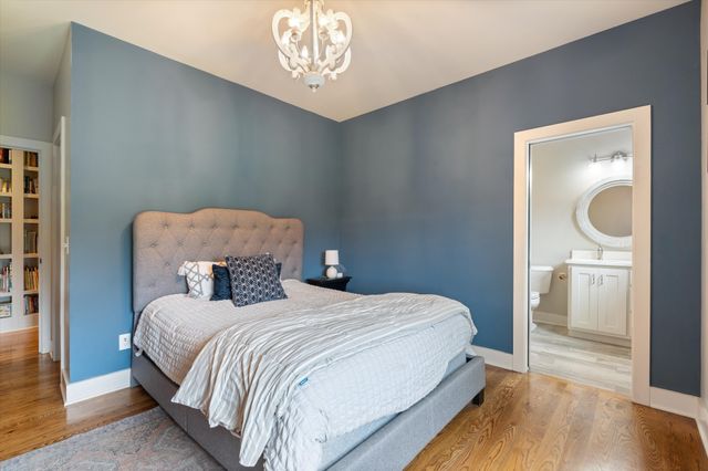 1135D Center Point Rd, Hendersonville, TN 37075