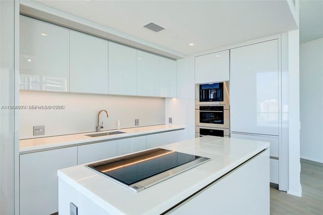 18975 Collins Ave 2205, Sunny Isles Beach, FL 33160