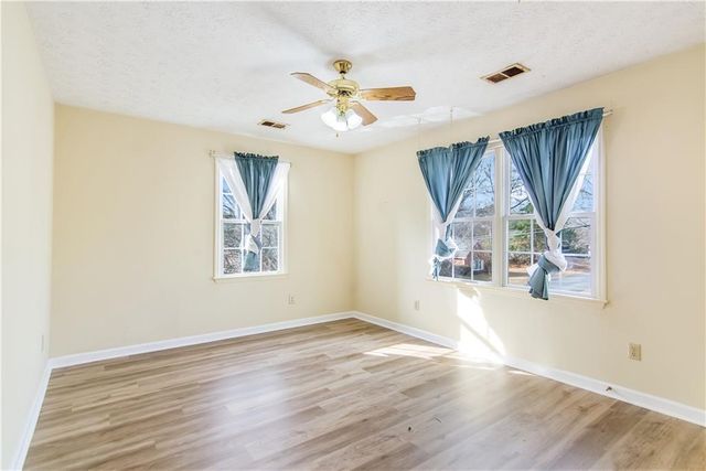 4926 Shallow Ridge NE Road, Kennesaw, GA 30144