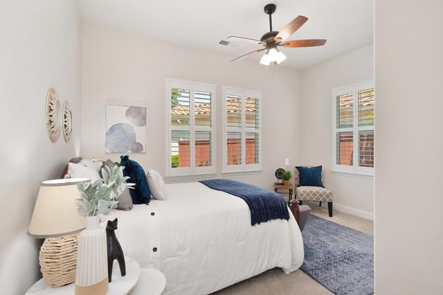 2128 Land End Loop, Roseville, CA 95747