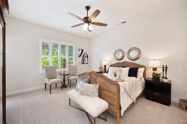 2128 Land End Loop, Roseville, CA 95747