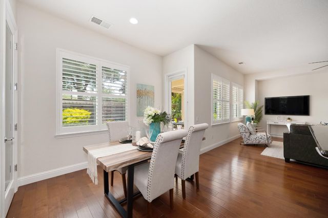 2128 Land End Loop, Roseville, CA 95747