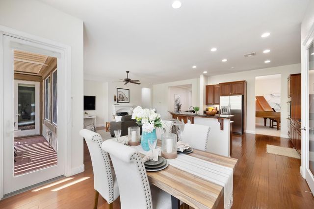 2128 Land End Loop, Roseville, CA 95747