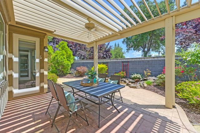 2128 Land End Loop, Roseville, CA 95747