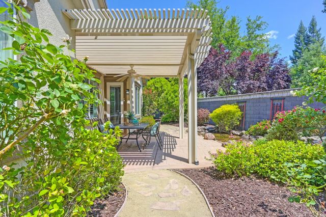 2128 Land End Loop, Roseville, CA 95747