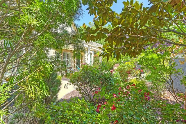 2128 Land End Loop, Roseville, CA 95747