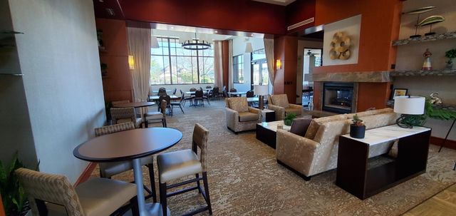 2128 Land End Loop, Roseville, CA 95747