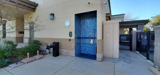 2128 Land End Loop, Roseville, CA 95747