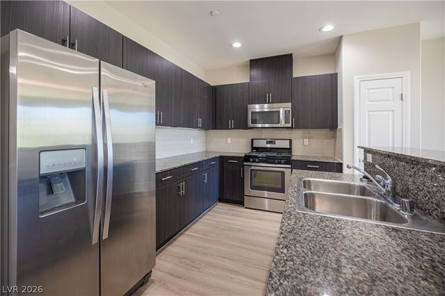 5183 Silica Chalk Avenue, Las Vegas, NV 89115