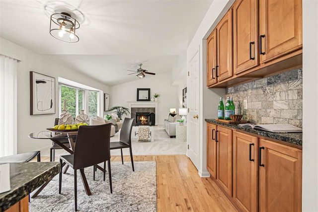 5931 Cedar Ridge Drive, Ann Arbor, MI 48103
