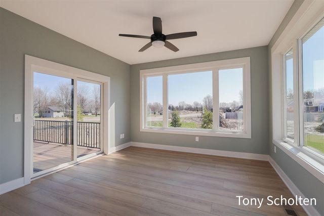 5071 Blendon Woods Drive 2, Hudsonville, MI 49426