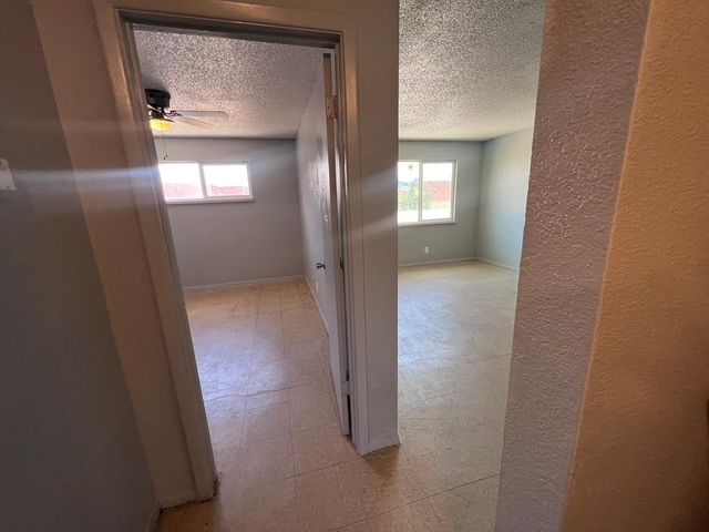 423 Dallas Street SE C, Albuquerque, NM 87108