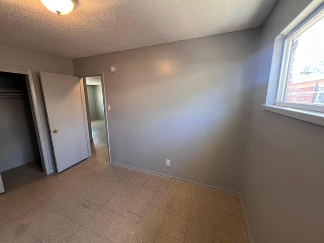 423 Dallas Street SE C, Albuquerque, NM 87108