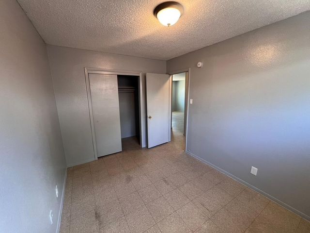 423 Dallas Street SE C, Albuquerque, NM 87108